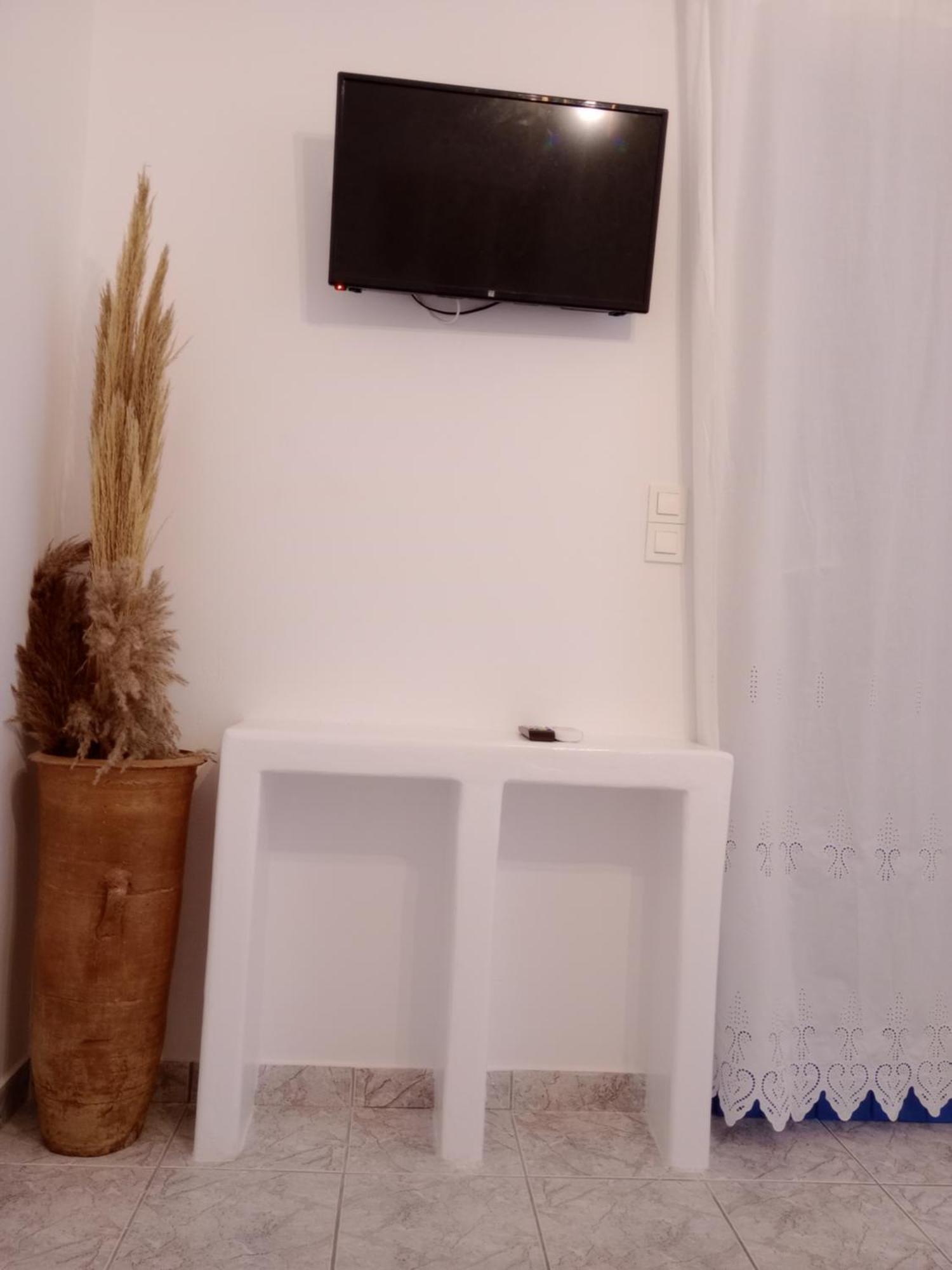Meltemi And Appartement