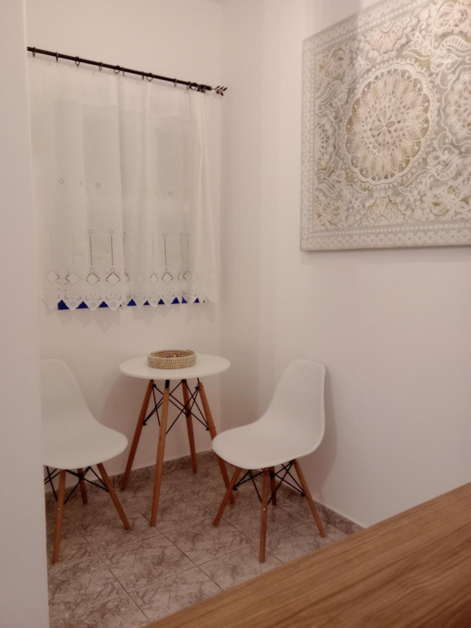 Appartement Meltemi And *